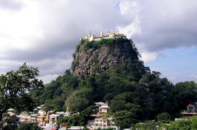 Discover Mount Popa – Myanmar’s Spiritual Volcano Experience